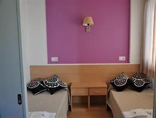 Residencia Universitaria Torre Girona 0*, Barcelona