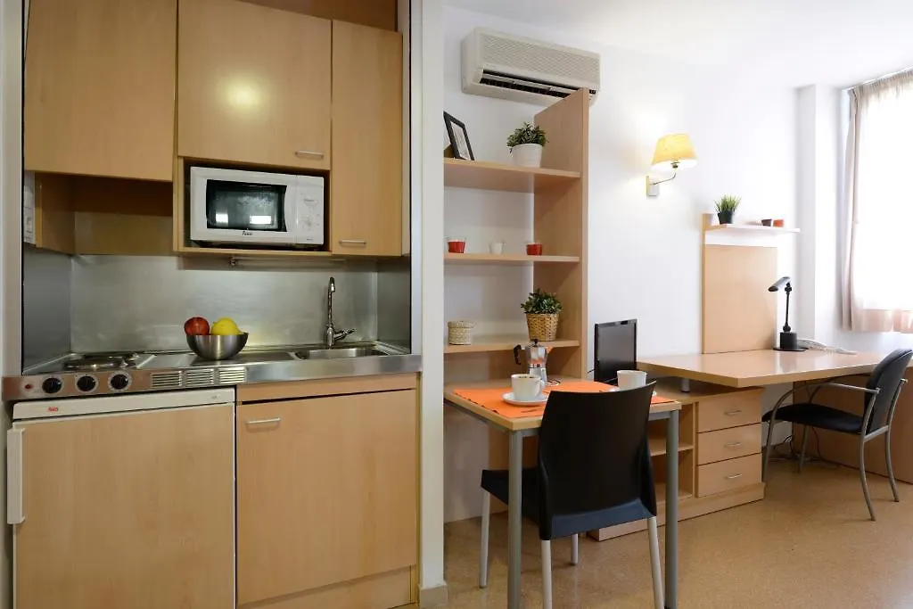 Residencia Universitaria Torre Girona Apartment